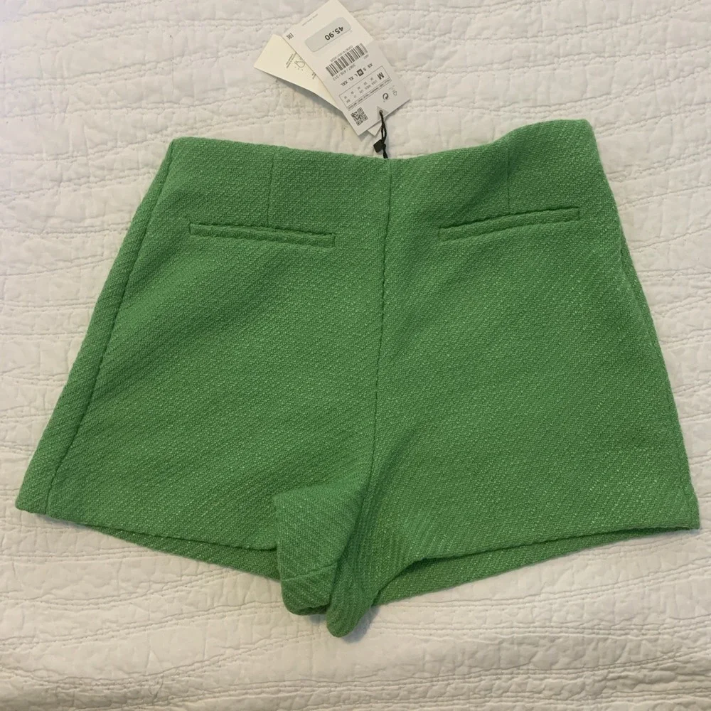 Zara Women Green High rise Short Size M